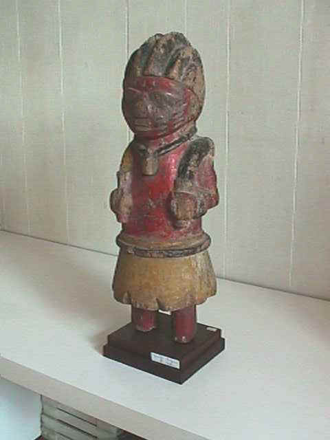 knotwilgen-yorubafiguur01.jpg (18394 bytes)