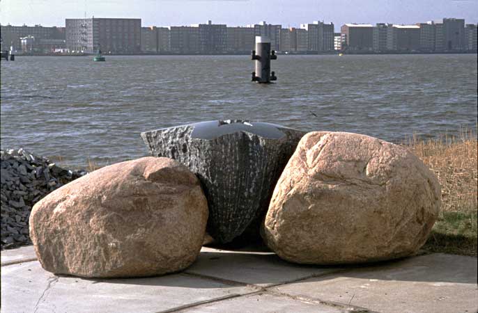 waterfront sculpture