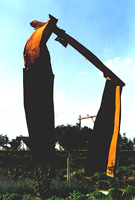 nouwens07.jpg (28765 bytes)
